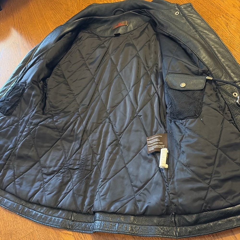 Vintage Black pebble leather insulated Danier biker jacket - Picture 6 of 17